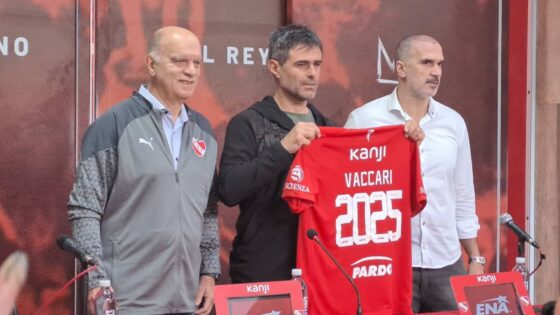 Vaccari asumió en Independiente.